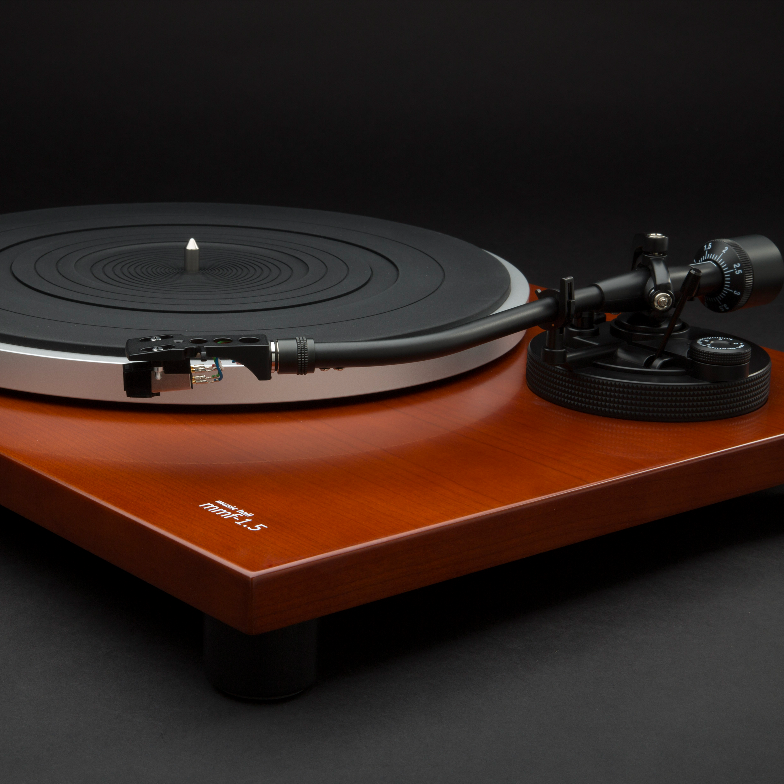 Music Hall MMF-1.5 Turntable