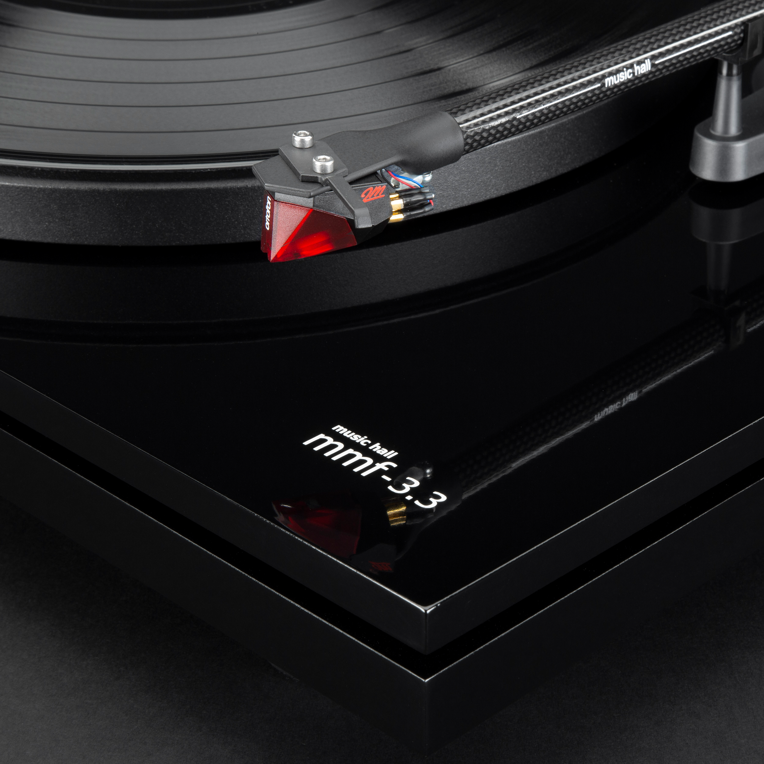 Music Hall MMF-3.3 Turntable